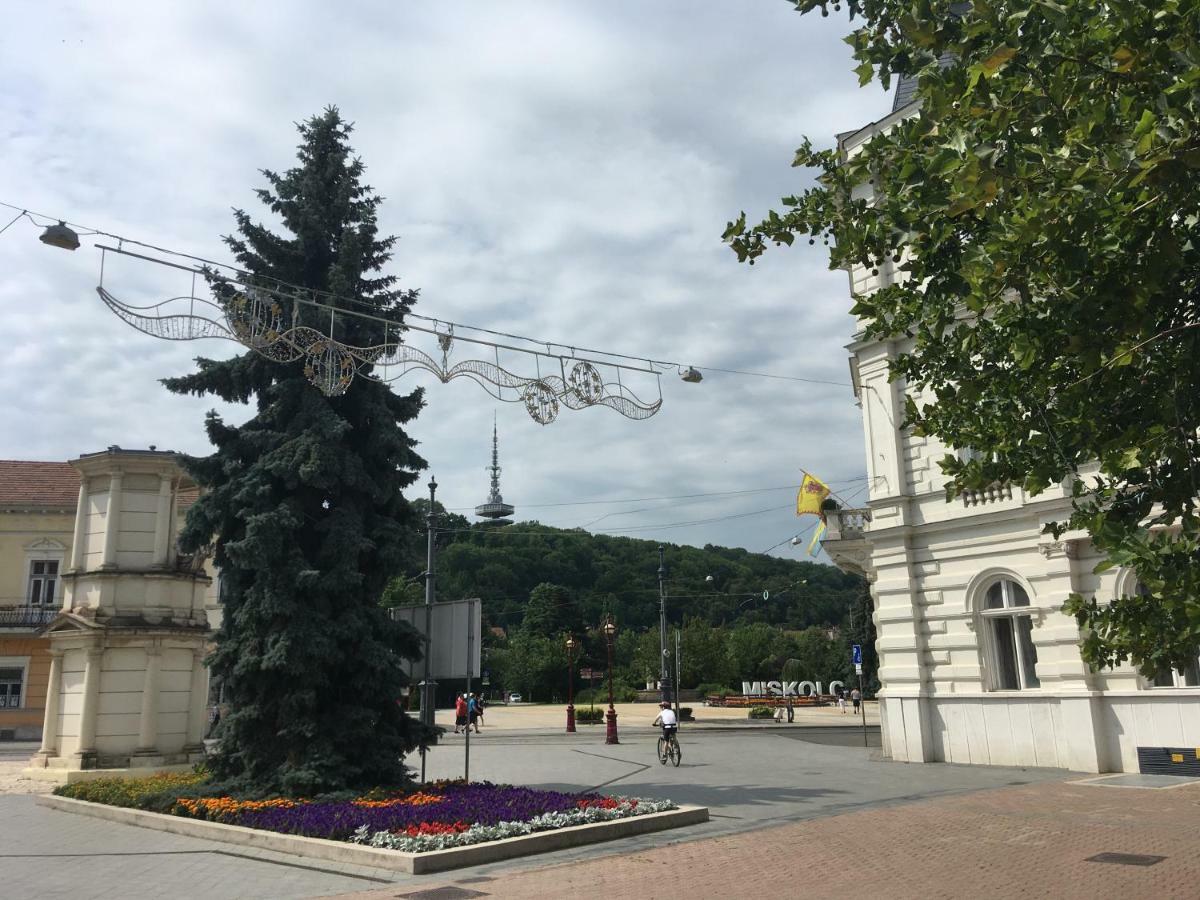 Mse Apartman Miszkolc Zewnętrze zdjęcie