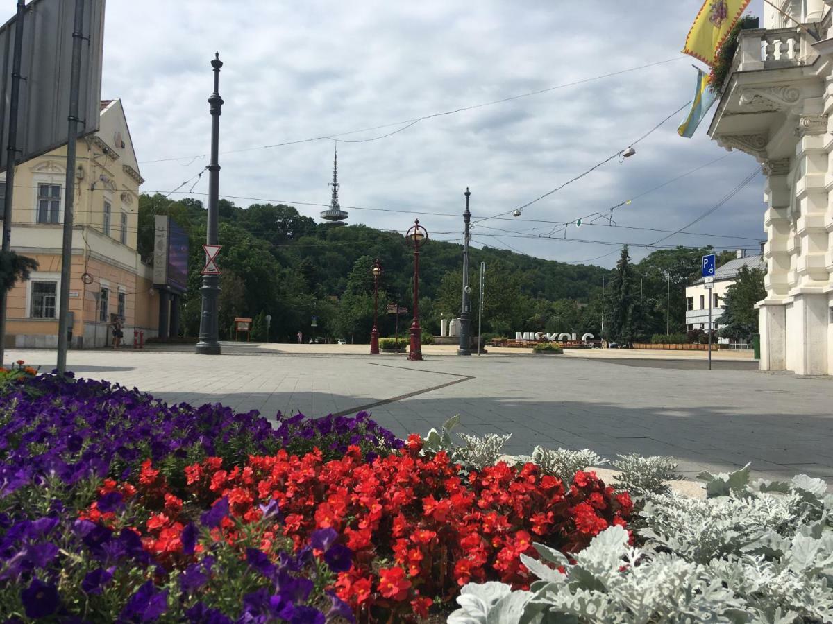 Mse Apartman Miszkolc Zewnętrze zdjęcie